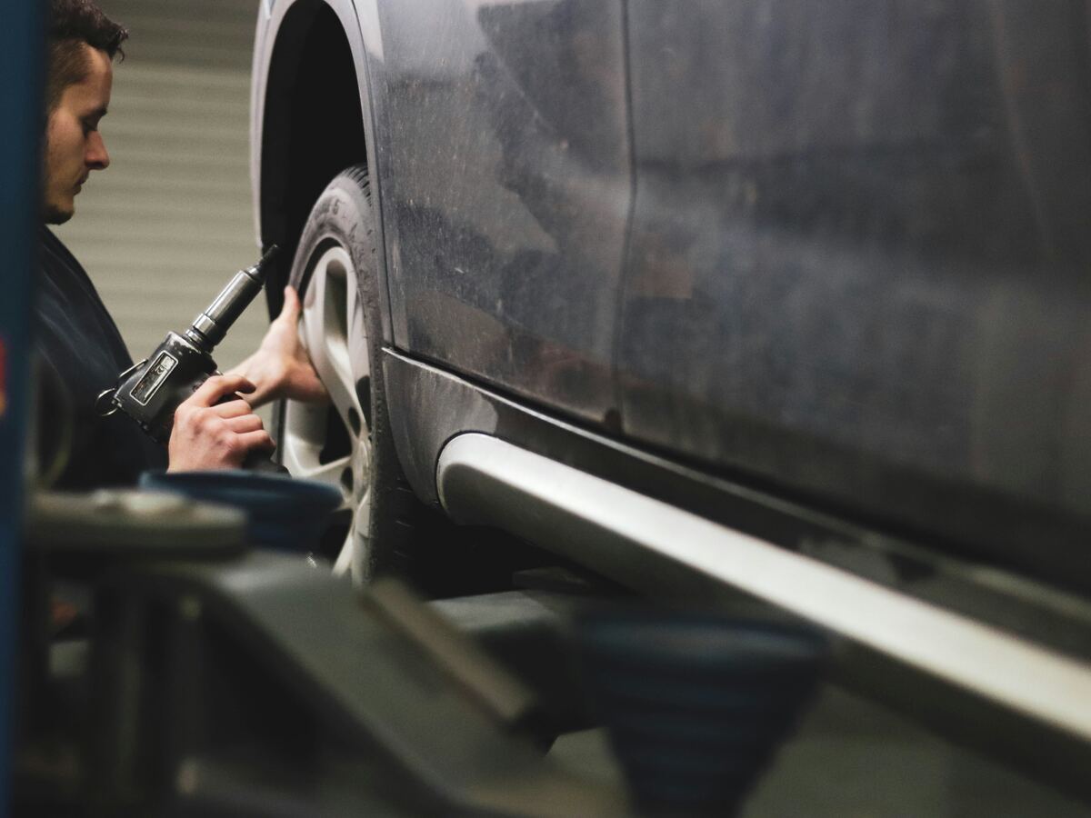 Werkstattprüfung an einem Fahrzeug ohne gültigen TÜV
